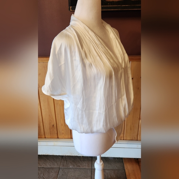 Paige Dijon Surplice White Bodysuit Size Small - Picture 6 of 14